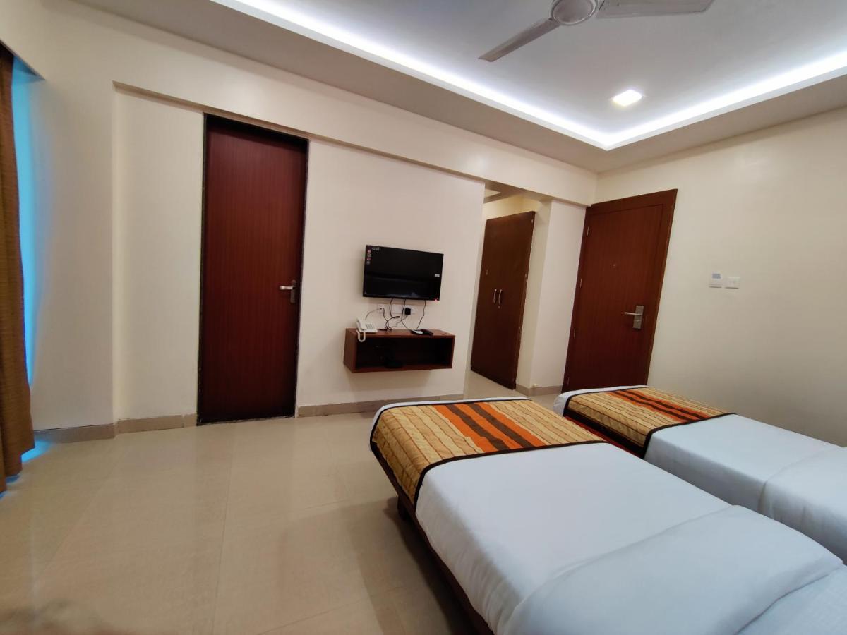 Serenity By Monarch, Baner Pune Méribel Village Extérieur photo