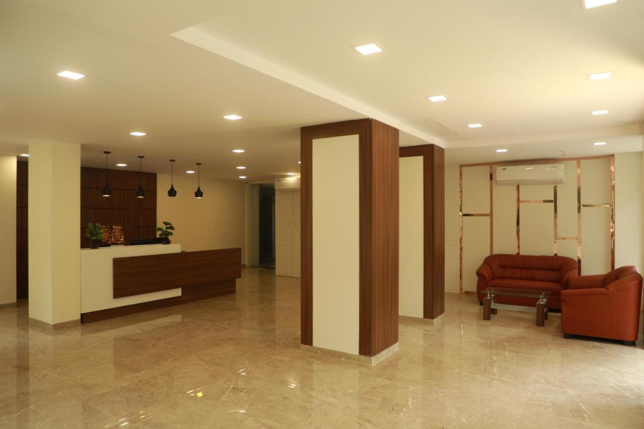 Serenity By Monarch, Baner Pune Méribel Village Extérieur photo