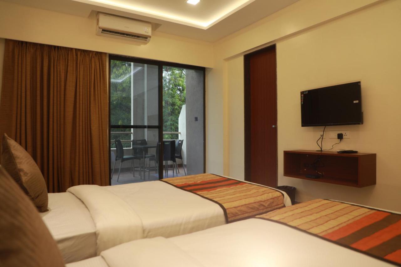 Serenity By Monarch, Baner Pune Méribel Village Extérieur photo