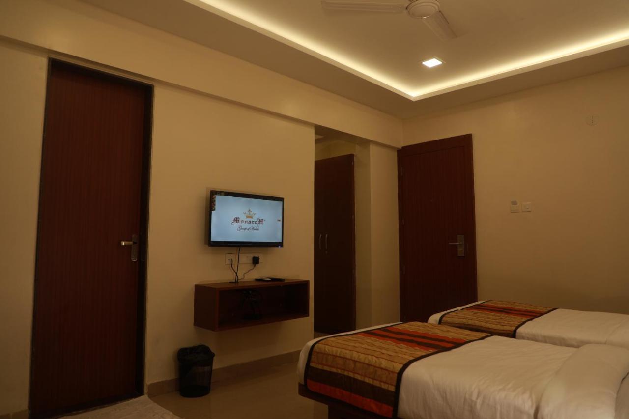 Serenity By Monarch, Baner Pune Méribel Village Extérieur photo